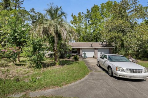 Villa ou maison à vendre à Dunnellon, Floride: 3 chambres, 173.26 m2 № 1848532 - photo 1