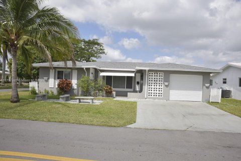 Casa en venta en Tamarac, Florida, 2 dormitorios, 146.88 m2 № 1711165 - foto 20