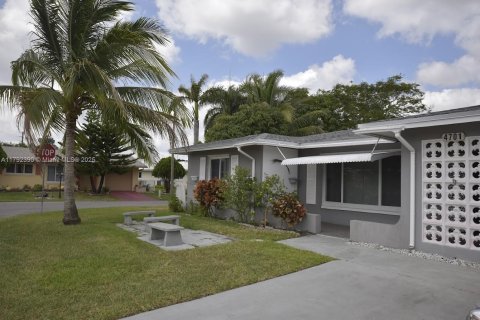 Casa en venta en Tamarac, Florida, 2 dormitorios, 146.88 m2 № 1711165 - foto 19