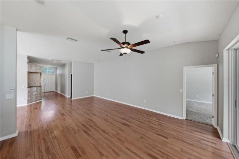 Villa ou maison à vendre à Wesley Chapel, Floride: 4 chambres, 188.96 m2 № 2317337 - photo 30