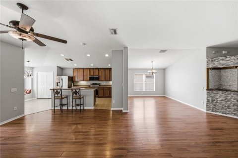 Villa ou maison à vendre à Wesley Chapel, Floride: 4 chambres, 188.96 m2 № 2317337 - photo 27
