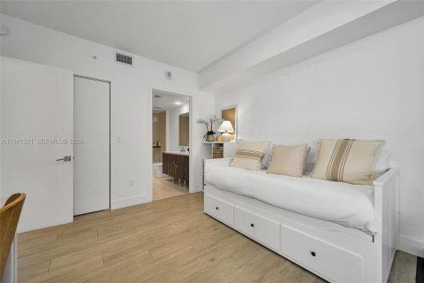 Condominio en venta en Miami, Florida, 2 dormitorios, 111.95 m2 № 2000756 - foto 18