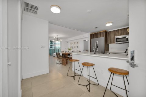 Condominio en venta en Miami, Florida, 2 dormitorios, 111.95 m2 № 2000756 - foto 8