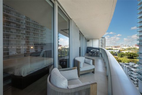Condominio en venta en Miami, Florida, 2 dormitorios, 111.95 m2 № 2000756 - foto 20