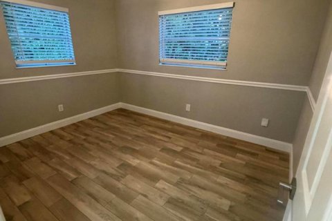 House in Stuart, Florida 2 bedrooms, 91.42 sq.m. № 2086922 - photo 19