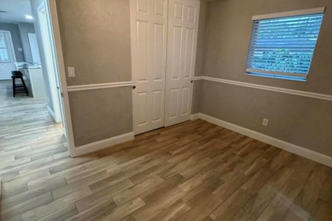 House in Stuart, Florida 2 bedrooms, 91.42 sq.m. № 2086922 - photo 20
