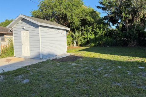 House in Stuart, Florida 2 bedrooms, 91.42 sq.m. № 2086922 - photo 7