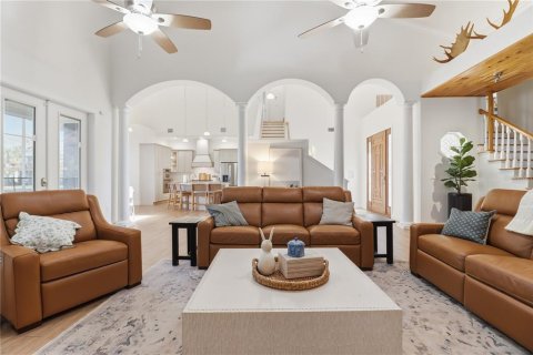 Casa en venta en Crystal River, Florida, 4 dormitorios, 291.06 m2 № 2143725 - foto 6