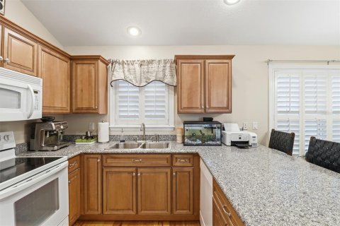 Casa en venta en Crystal River, Florida, 4 dormitorios, 291.06 m2 № 2143725 - foto 8