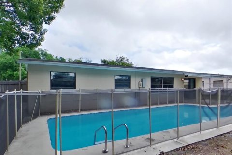 Снять в аренду виллу или дом в Кэсселберри, Флорида 4 комнаты, 114.55м2, № 2117808 - фото 18