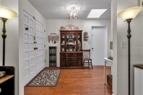 House in Lakeland, Florida 4 bedrooms, 310.48 sq.m. № 2099009 - photo 7