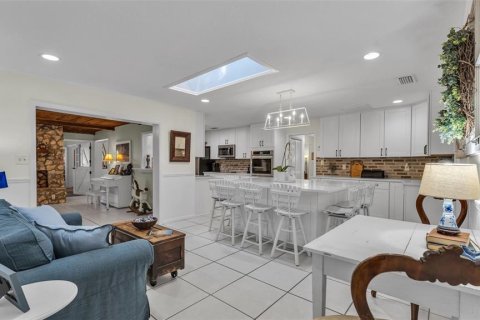 House in Lakeland, Florida 4 bedrooms, 310.48 sq.m. № 2099009 - photo 23