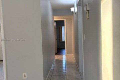 Condominio en venta en Greenacres, Florida, 3 dormitorios, 116.5 m2 № 2029176 - foto 9