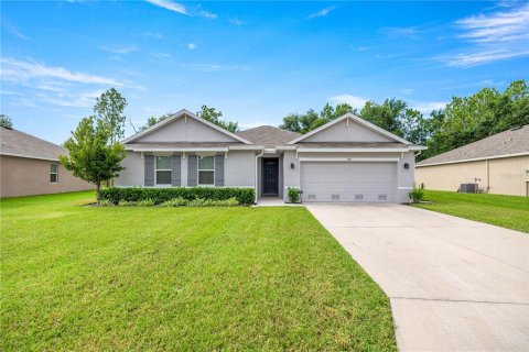 House in Ocala, Florida 4 bedrooms, 215.44 sq.m. № 1877405 - photo 1