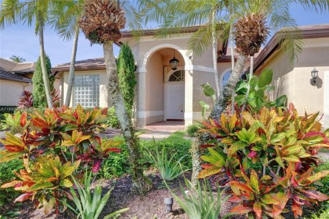 Casa en venta en Weston, Florida, 4 dormitorios, 270.35 m2 № 1949459 - foto 6