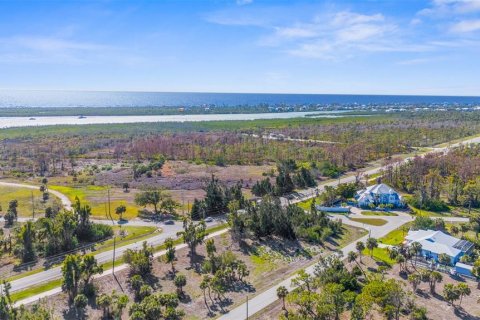 Terreno en venta en Placida, Florida № 1901746 - foto 6