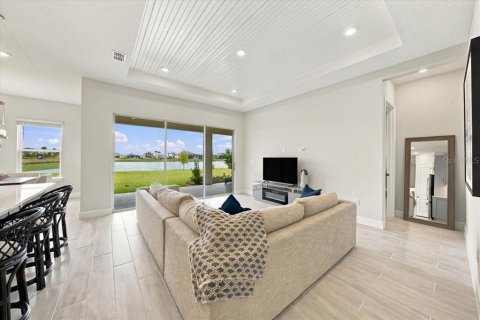 Villa ou maison à vendre à Palmetto, Floride: 2 chambres, 171.22 m2 № 2407080 - photo 6