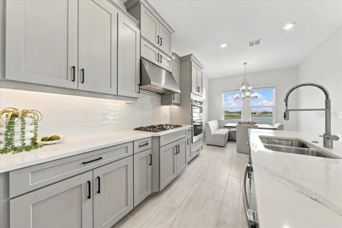 Villa ou maison à vendre à Palmetto, Floride: 2 chambres, 171.22 m2 № 2407080 - photo 17
