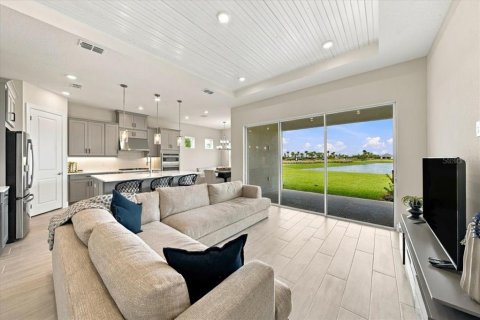 Villa ou maison à vendre à Palmetto, Floride: 2 chambres, 171.22 m2 № 2407080 - photo 9