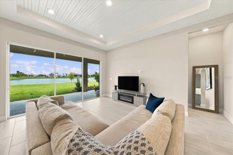 Villa ou maison à vendre à Palmetto, Floride: 2 chambres, 171.22 m2 № 2407080 - photo 7