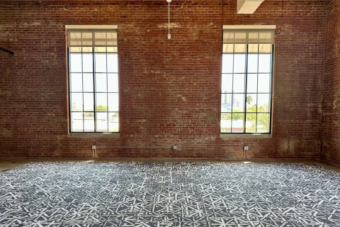 Propiedad comercial en alquiler en Tampa, Florida, 3763.84 m2 № 1631886 - foto 21