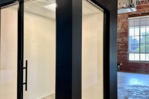 Propiedad comercial en alquiler en Tampa, Florida, 3763.84 m2 № 1631886 - foto 28