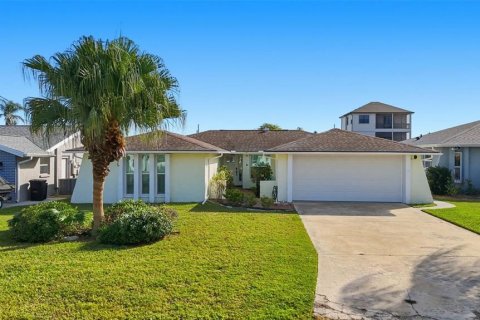 Casa en Hudson, Florida 2 dormitorios, 162.76 m2 № 2372940
