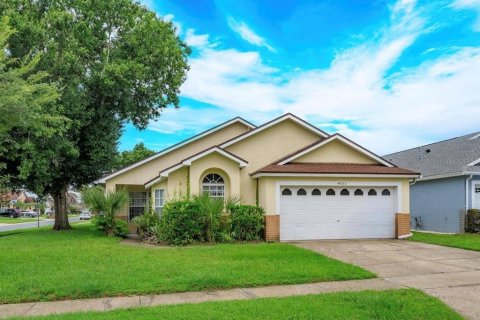 House in Kissimmee, Florida 4 bedrooms, 161.65 sq.m. № 2299820
