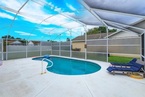 Villa ou maison à vendre à Kissimmee, Floride: 4 chambres, 161.65 m2 № 2299820 - photo 18