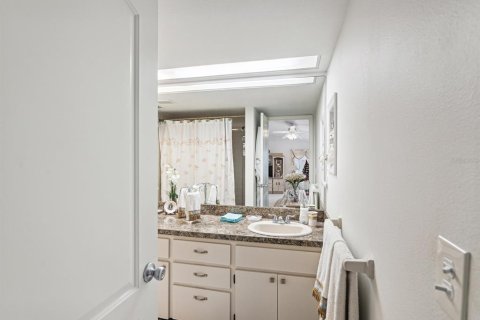 Condominio en venta en Holiday, Florida, 2 dormitorios, 143.26 m2 № 1767575 - foto 8