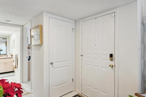 Condominio en venta en Holiday, Florida, 2 dormitorios, 143.26 m2 № 1767575 - foto 11