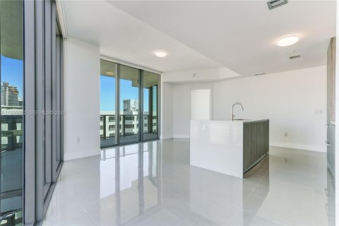 Appartement à louer à Miami, Floride: 2 chambres, 98.48 m2 № 2060988 - photo 4