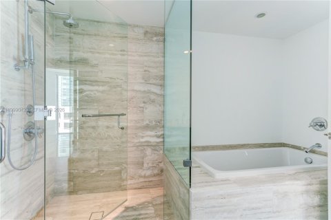 Appartement à louer à Miami, Floride: 2 chambres, 98.48 m2 № 2060988 - photo 15