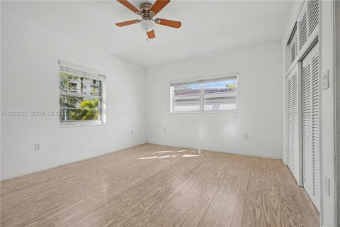 Copropriété à vendre à Coral Gables, Floride: 2 chambres, 133.87 m2 № 1976916 - photo 11