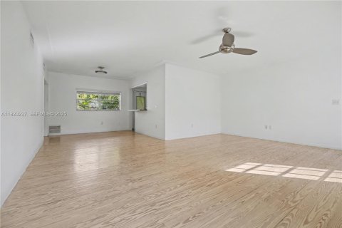 Copropriété à vendre à Coral Gables, Floride: 2 chambres, 133.87 m2 № 1976916 - photo 2