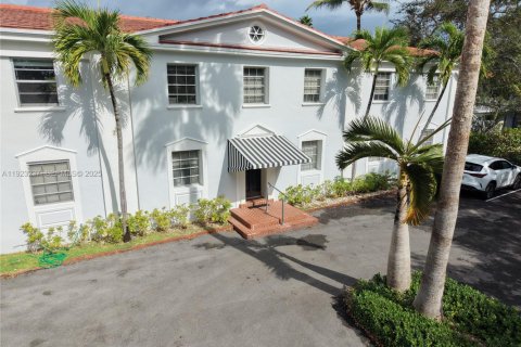 Copropriété à vendre à Coral Gables, Floride: 2 chambres, 133.87 m2 № 1976916 - photo 27