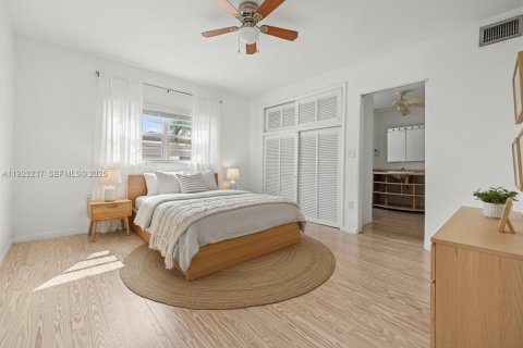 Copropriété à vendre à Coral Gables, Floride: 2 chambres, 133.87 m2 № 1976916 - photo 8