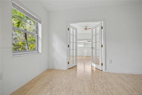 Copropriété à vendre à Coral Gables, Floride: 2 chambres, 133.87 m2 № 1976916 - photo 7