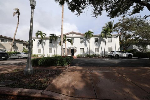 Copropriété à vendre à Coral Gables, Floride: 2 chambres, 133.87 m2 № 1976916 - photo 25