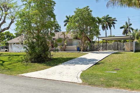 Casa en venta en Cutler Bay, Florida, 3 dormitorios, 169.64 m2 № 2074780 - foto 26
