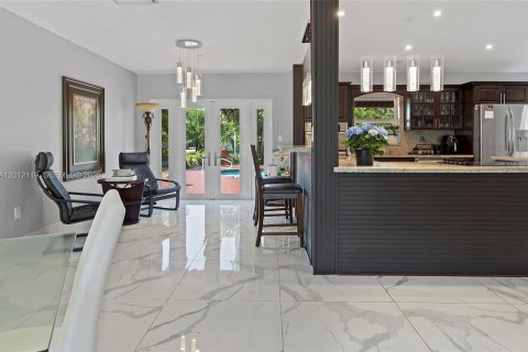 Casa en venta en Cutler Bay, Florida, 3 dormitorios, 169.64 m2 № 2074780 - foto 22