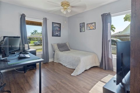 Casa en venta en Cutler Bay, Florida, 3 dormitorios, 169.64 m2 № 2074780 - foto 18