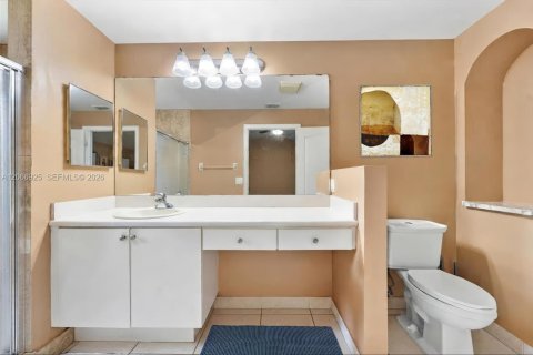 Touwnhouse à vendre à Greenacres, Floride: 2 chambres, 140 m2 № 2297304 - photo 13