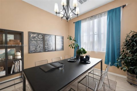 Touwnhouse à vendre à Greenacres, Floride: 2 chambres, 140 m2 № 2297304 - photo 5