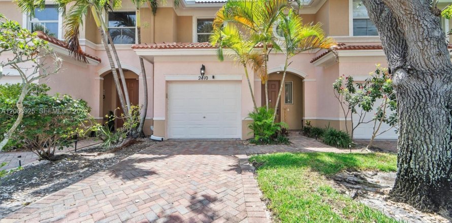 Touwnhouse à Greenacres, Floride 2 chambres, 140 m2 № 2297304