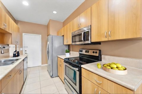 Touwnhouse à vendre à Greenacres, Floride: 2 chambres, 140 m2 № 2297304 - photo 7