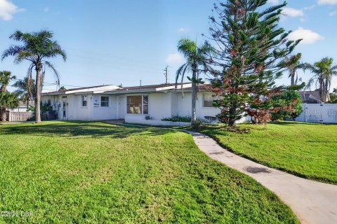 Villa ou maison à Ormond Beach, Floride 4 chambres, 231.51 m2 № 2425368