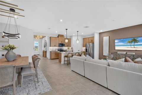 Casa en venta en Dade City, Florida, 3 dormitorios, 186.27 m2 № 2318870 - foto 13