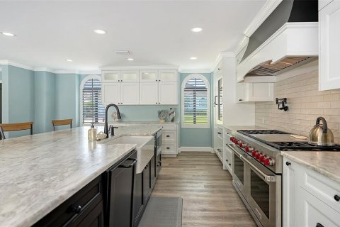 House in Longboat Key, Florida 4 bedrooms, 236.9 sq.m. № 2094604 - photo 16