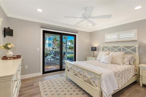 House in Longboat Key, Florida 4 bedrooms, 236.9 sq.m. № 2094604 - photo 28